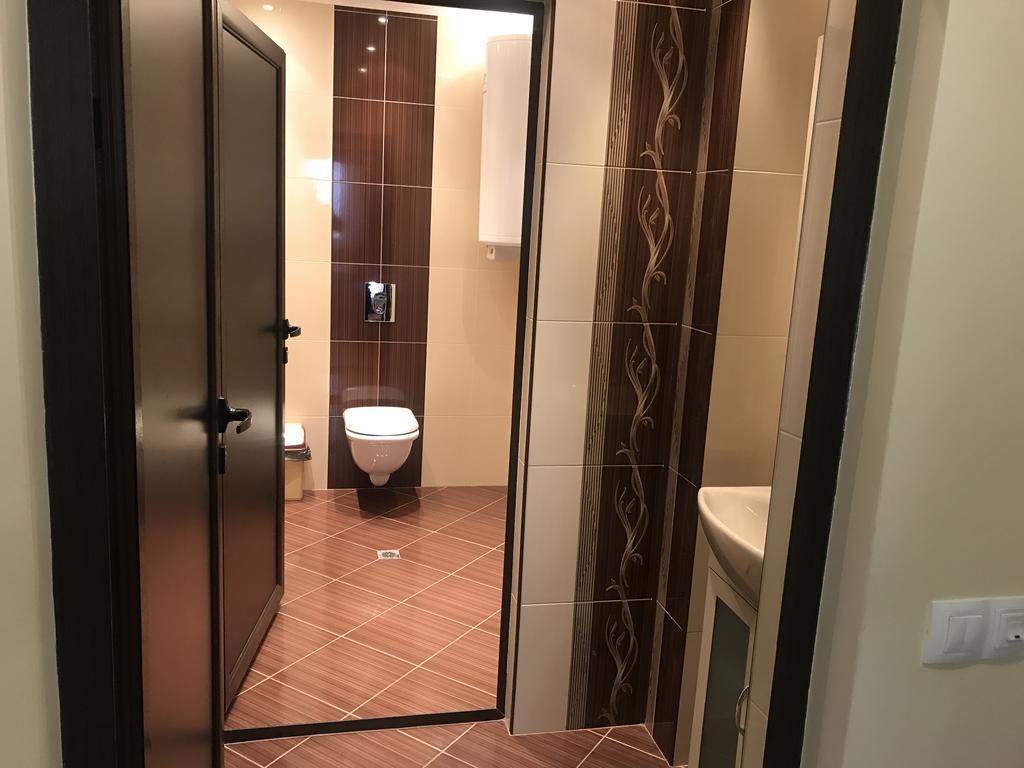 Отель Mutafova House Трявна Экстерьер фото